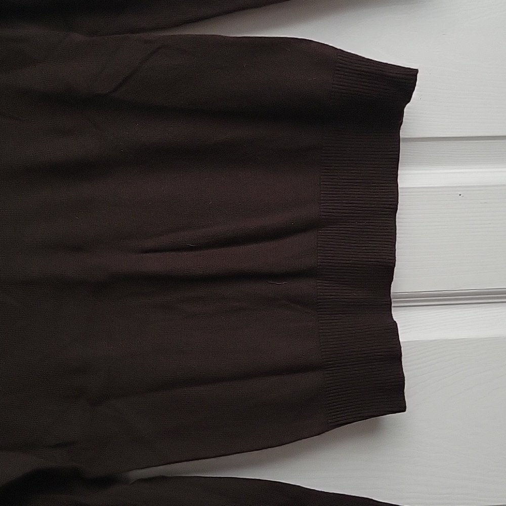 Jones New York Sport V Neck Lightweight Sweater - Picture 3 of 12
